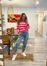 Cargar imagen en el visor de la galería, Striped sweater
