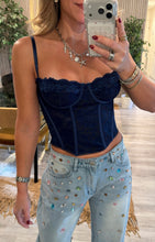Load image into Gallery viewer, Elegant corset top