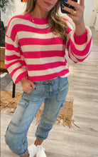 Cargar imagen en el visor de la galería, Striped sweater