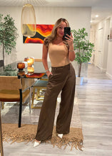 Load image into Gallery viewer, Trendy pants 226