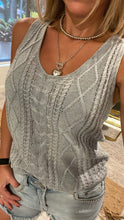 Load image into Gallery viewer, Casual knit top
