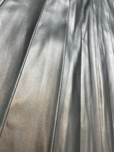Cargar imagen en el visor de la galería, Pleated skirt 25