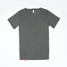 Cargar imagen en el visor de la galería, Basic t-shirts