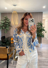 Cargar imagen en el visor de la galería, Chic cardigan top
