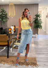 Load image into Gallery viewer, Denim maxi skirt 26
