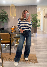 Cargar imagen en el visor de la galería, Shiny denim jean 26
