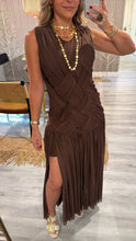 Load image into Gallery viewer, Elegant maxi dress
