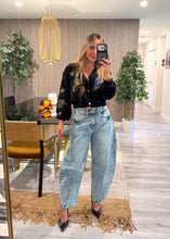 Load image into Gallery viewer, Barrel jeans 41
