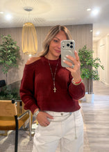 Load image into Gallery viewer, Knit sweater 33
