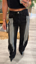 Load image into Gallery viewer, Sporty casual jeans
