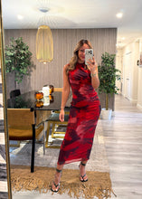 Load image into Gallery viewer, Stretchy red dress
