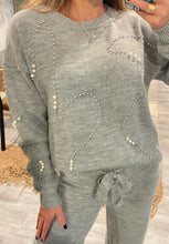 Load image into Gallery viewer, Pearls sweater and pants set
