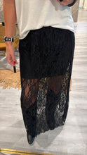 Load image into Gallery viewer, Lace long skirt
