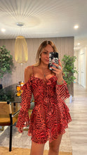 Cargar imagen en el visor de la galería, Off shoulder dress
