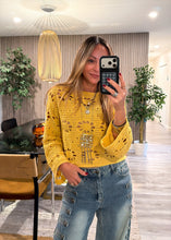 Load image into Gallery viewer, Crochet sweater pastel
