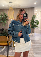 Load image into Gallery viewer, Stars denim fashion jacket
