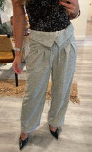 Load image into Gallery viewer, Chic sweatpants
