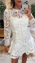 Load image into Gallery viewer, Dress palace
