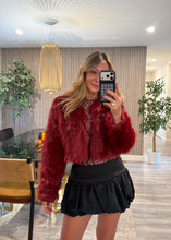 Load image into Gallery viewer, Winter cropped fluffy coat
