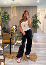 Cargar imagen en el visor de la galería, Peace joggers for women
