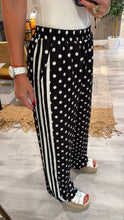 Load image into Gallery viewer, Street style jogger
