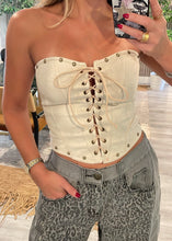 Cargar imagen en el visor de la galería, Corset stud top
