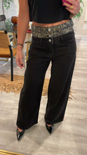 Load image into Gallery viewer, Denim and leopard waist jean
