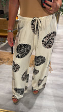 Load image into Gallery viewer, Ocean pants
