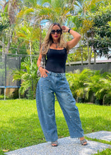 Cargar imagen en el visor de la galería, Stylish barrel jeans 26
