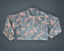 Load image into Gallery viewer, Denim flowers jacket
