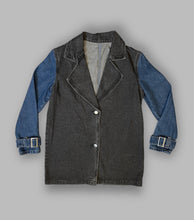 Load image into Gallery viewer, Two tone denim jacket
