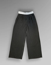 Cargar imagen en el visor de la galería, Striped waisted pants
