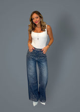 Cargar imagen en el visor de la galería, Shiny denim jean 26
