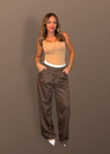 Cargar imagen en el visor de la galería, Striped mix waist pants
