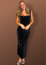 Load image into Gallery viewer, Formal dress
