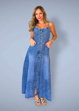 Load image into Gallery viewer, Effortless denim dress
