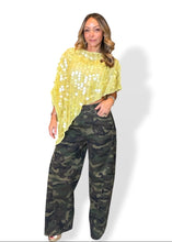 Load image into Gallery viewer, Camo lux jeans
