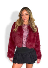 Load image into Gallery viewer, Winter cropped fluffy coat
