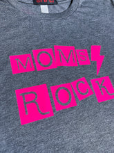 Cargar imagen en el visor de la galería, MOMS ROCK III
